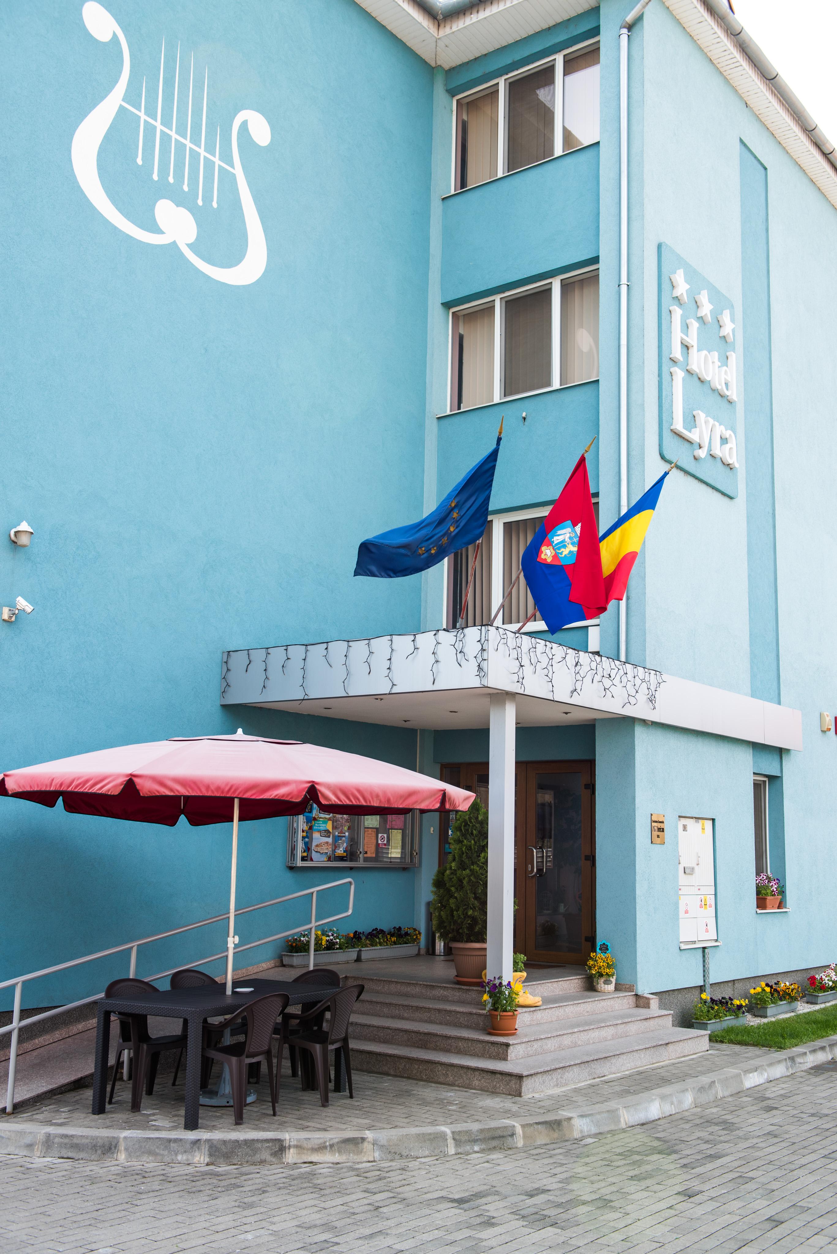Hotel Lyra Oradea Exterior photo