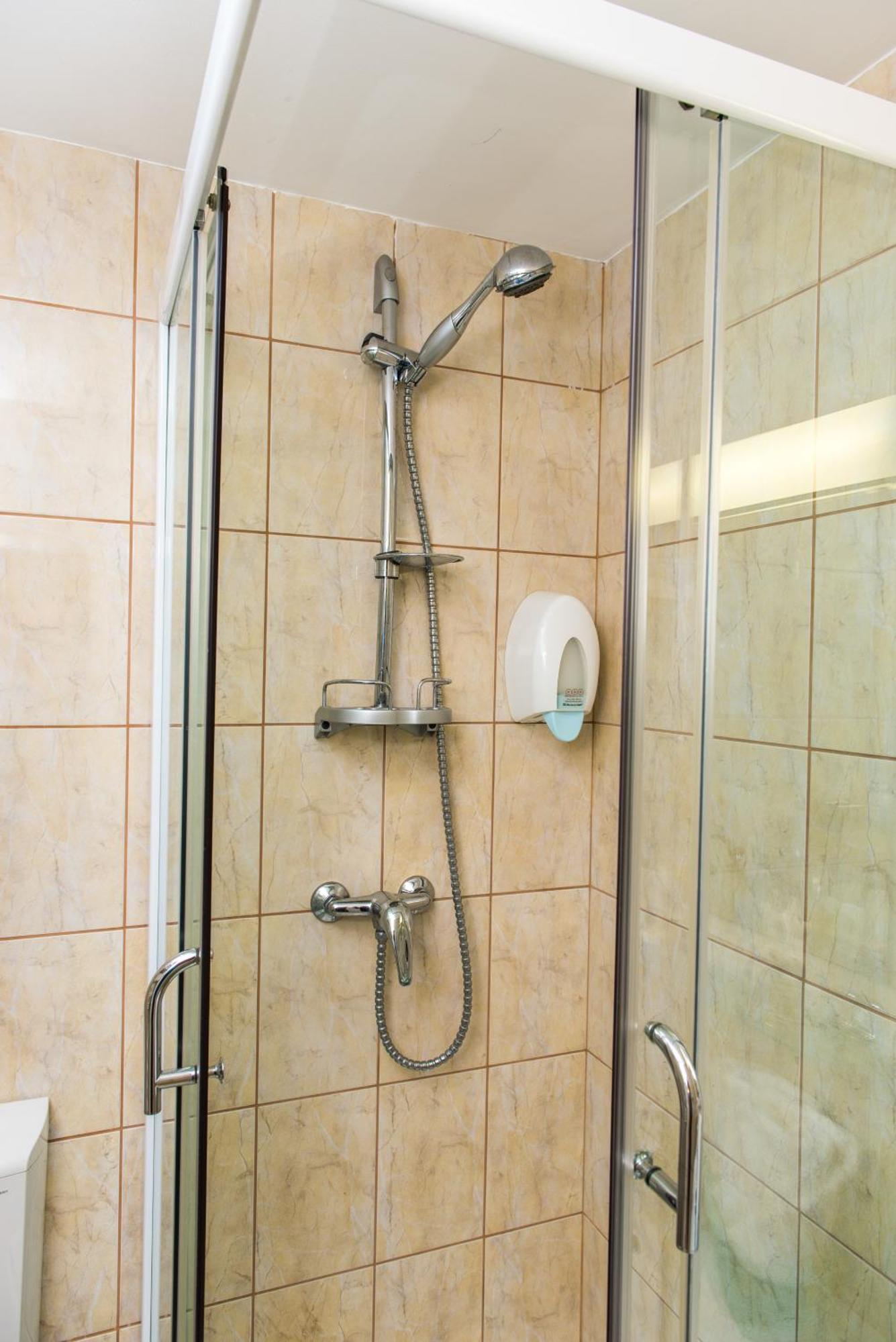 Hotel Lyra Oradea Room photo