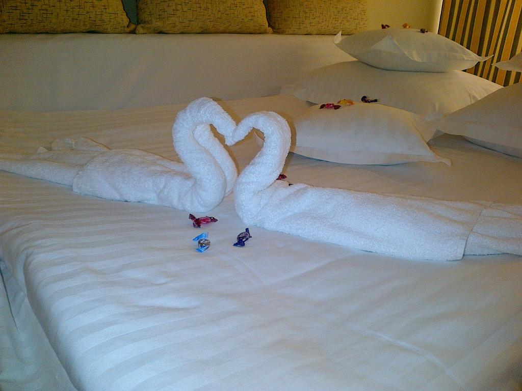 Hotel Lyra Oradea Room photo